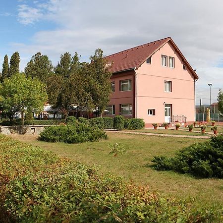 Hotel Pamira Сібіу Екстер'єр фото