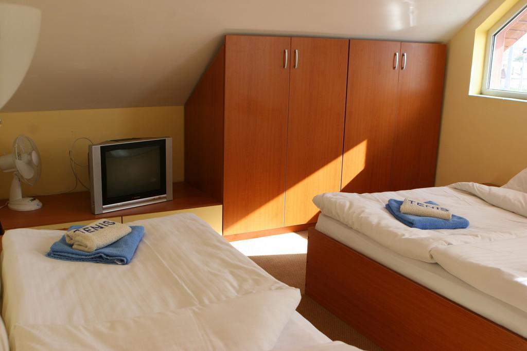 Hotel Pamira Сібіу Номер фото